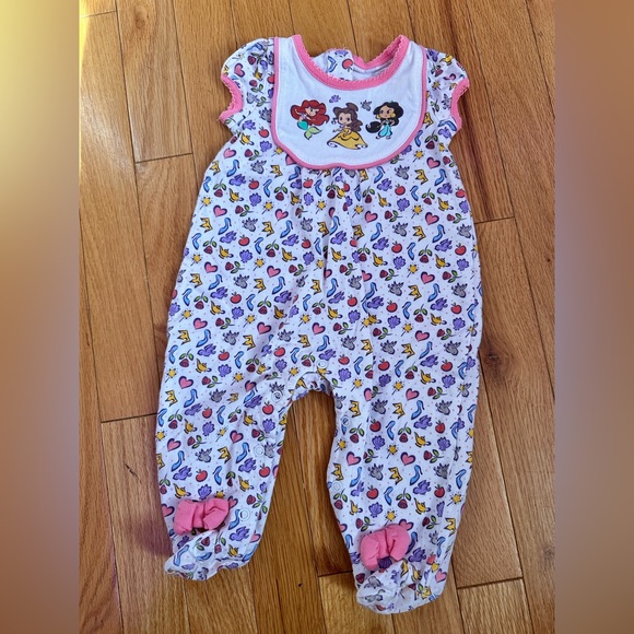 Disney Princess Footie Authenic Park Merchandise - Picture 1 of 2